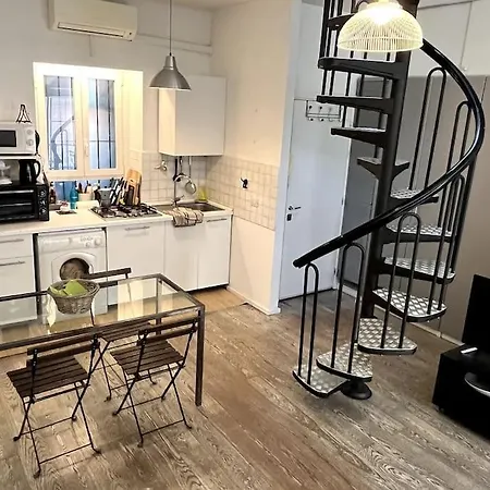 Modern&comfortable At 5 Minutes From The Centre ميلان